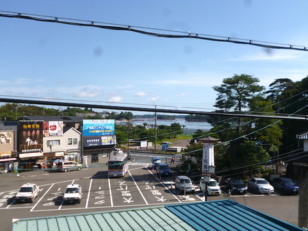 788あおば通駅から松島へ3.JPG
